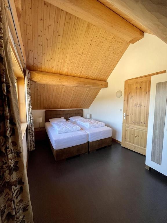 Unieke Houten Villa Met Sauna In Twente - 5P Den Ham Eksteriør billede